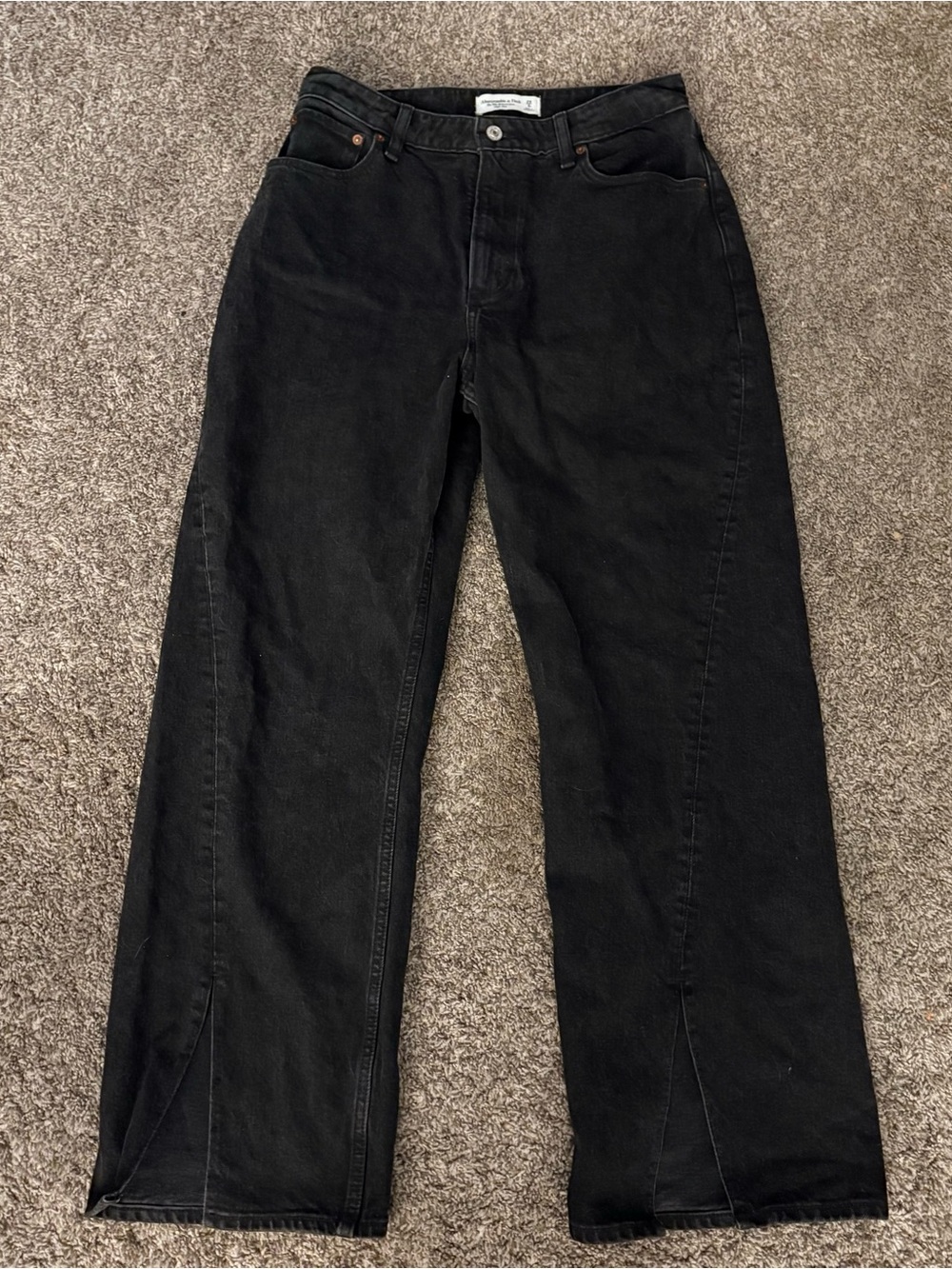 Abercrombie & Fitch Black High-Rise Relaxed Jeans